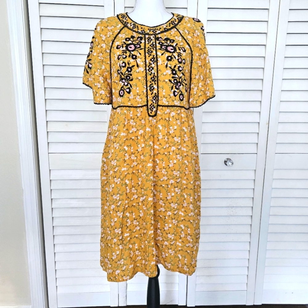 Wayward Francies Floral Dress Size L (?) Yellow Flutter Sleeve Embroidery Boho
